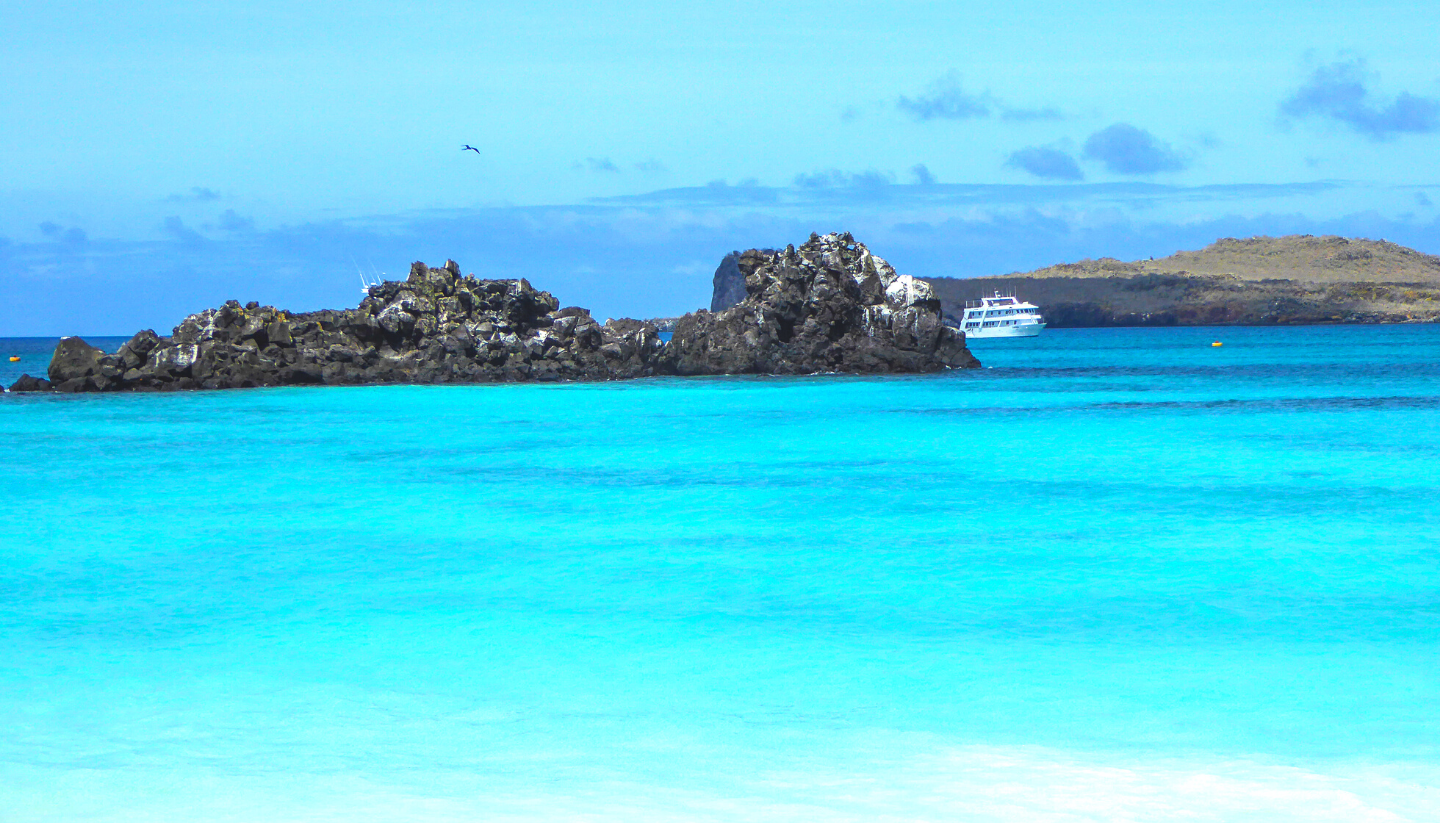 Nature Hopping Galapagos Island Tour